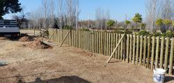 Salou install an area for entertainment of dogs in Eduard Punset