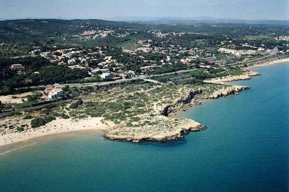 Platja dels Capellans o Cala Romana