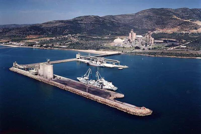 F&agrave;brica del ciment beach - Alcanar
