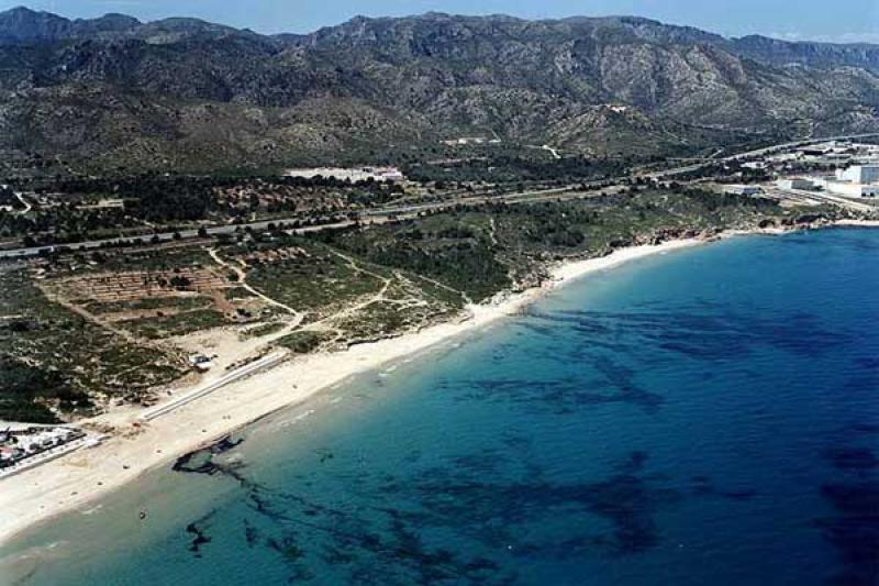 Platja de l'Almadrava - Vandell&ograve;s