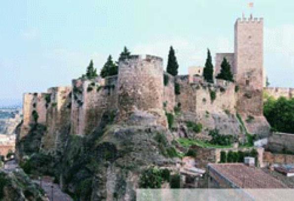 Tortosa: cultural and mediterranean city of the three cultures. Turtuxa, city of the Al-Andalus