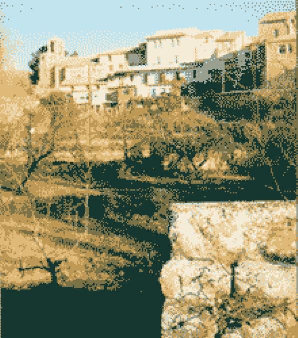 Caseres. El puig de les Gessres y el rio Algar.