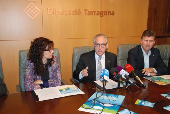 The mayor of Cambrils and the chairman of the council.