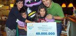 PortAventura premia en Bilbao al visitante 60 millones