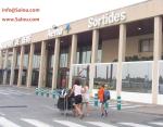 L'Aeroport de Reus està situat a 12 quilòmetres de Salou.