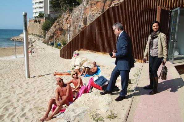 La Platja Capellans tindrà nous lavabos sota les escales d'accés