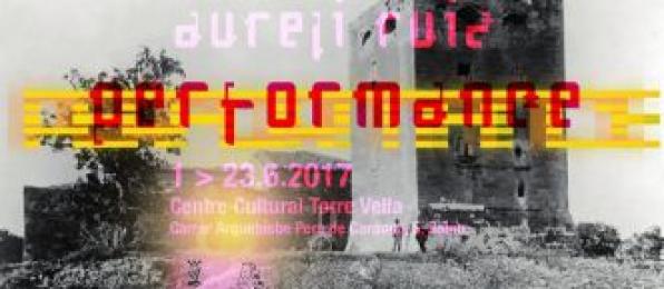 "Performance" de Aureli Ruiz en el Centro Cultural Torre Vella