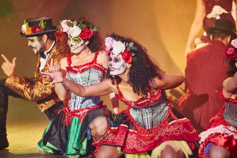 Los espect&aacute;culos de PortAventura se reconvierten con Halloween