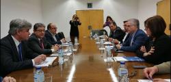 Mayors claim to speed the dismantling the railroad