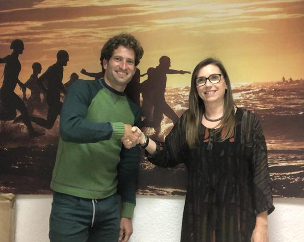 Marcel Zamora and Cristina Tallardà after signing the agreement.