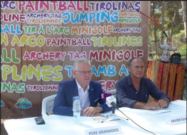 Pere Granados with Xavier Guardià, during the presentation