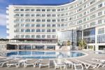 Best Negresco - Pool and hotel