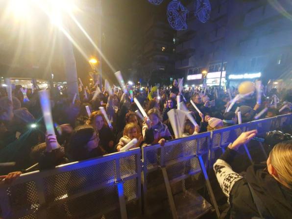 Los saluenses disfrutaron del encendido de las luces de Navidad