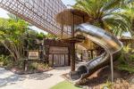 Makamanu Jungle slide