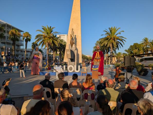Momento del acto de  homenaje al rey Jaume I en Salou. Cedida