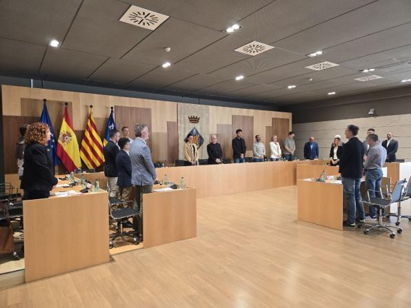 Minut de silenci de la Corporaci&oacute; Municipal de Salou