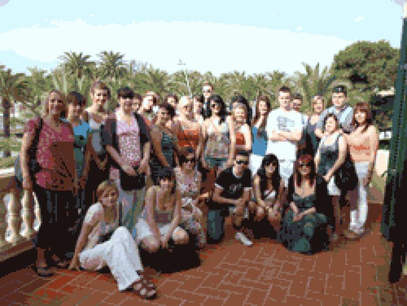 Estudiantes brit&aacute;nicos visitan la Costa Dorada
