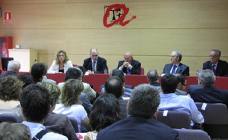 El consejero de Turismo inaugura el Parque Cient&iacute;fico de Turismo y Ocio de la URV