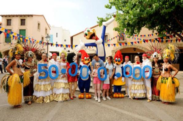 PortAventura da la bienvenida al visitante 50 millones