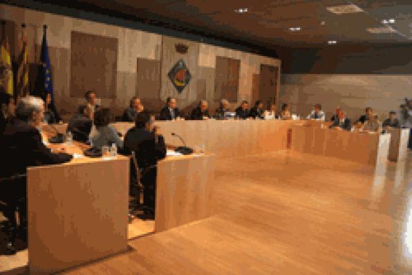 LAjuntament de Salou aprova el cartipàs municipal per al mandat 2011-2015
