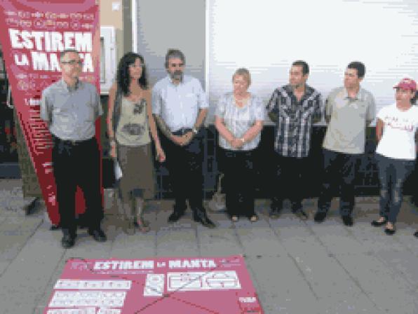Cambrils launches campaign 'Pull the blanket' to raise awareness of the harm of the illegal sale