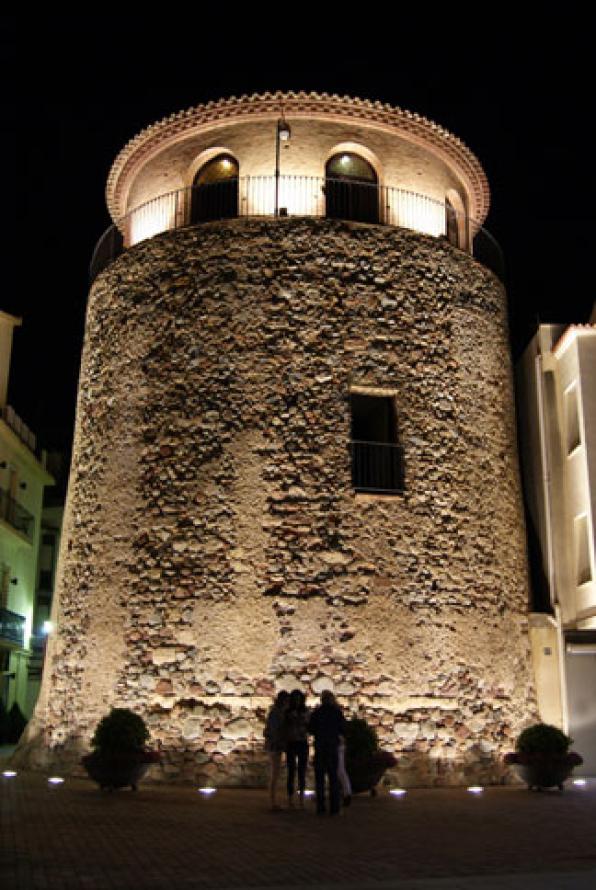 The Tower of the Port of Cambrils premiere lighting