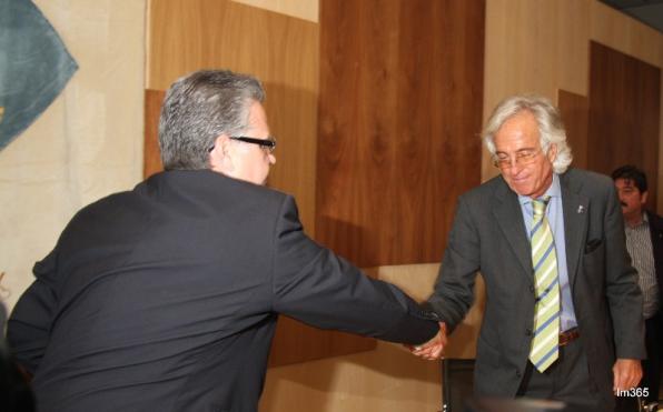 Pere Granados (FUPS) és el nou alcalde de Salou després que hagi prosperat la moció de censura