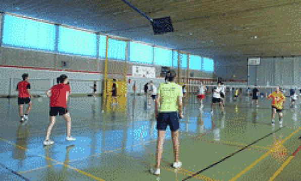 L'Hospitalet hosts a badminton campus this summer