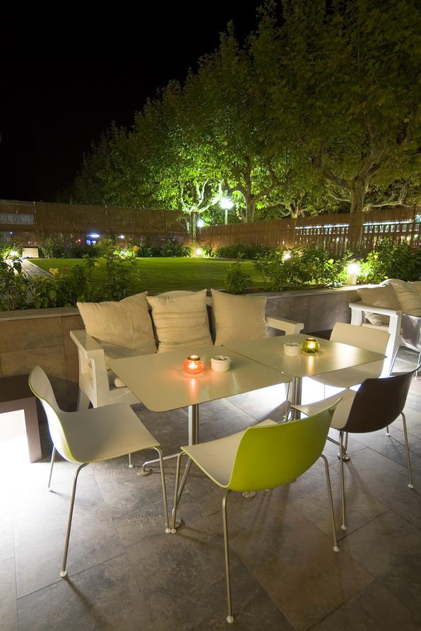 Terrace of the Magnolia Hotel in Salou