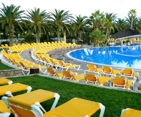 Una de las piscinas del Camping Sanguí de Salou.