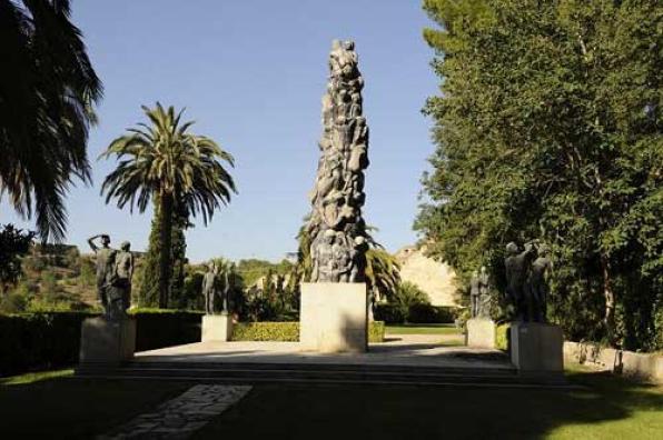 LOS JARDINES DEL PR&Iacute;NCIPE, MUSEO DE ESCULTURAS AL AIRE LIBRE DE SANTIAGO DE SANTIAGO