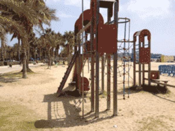 Salou renews playgrounds on the beaches of Llevant and Ponent